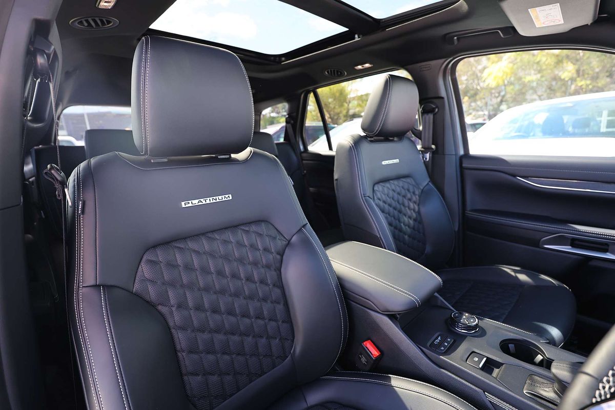 2025 Ford Everest Platinum 3.0L