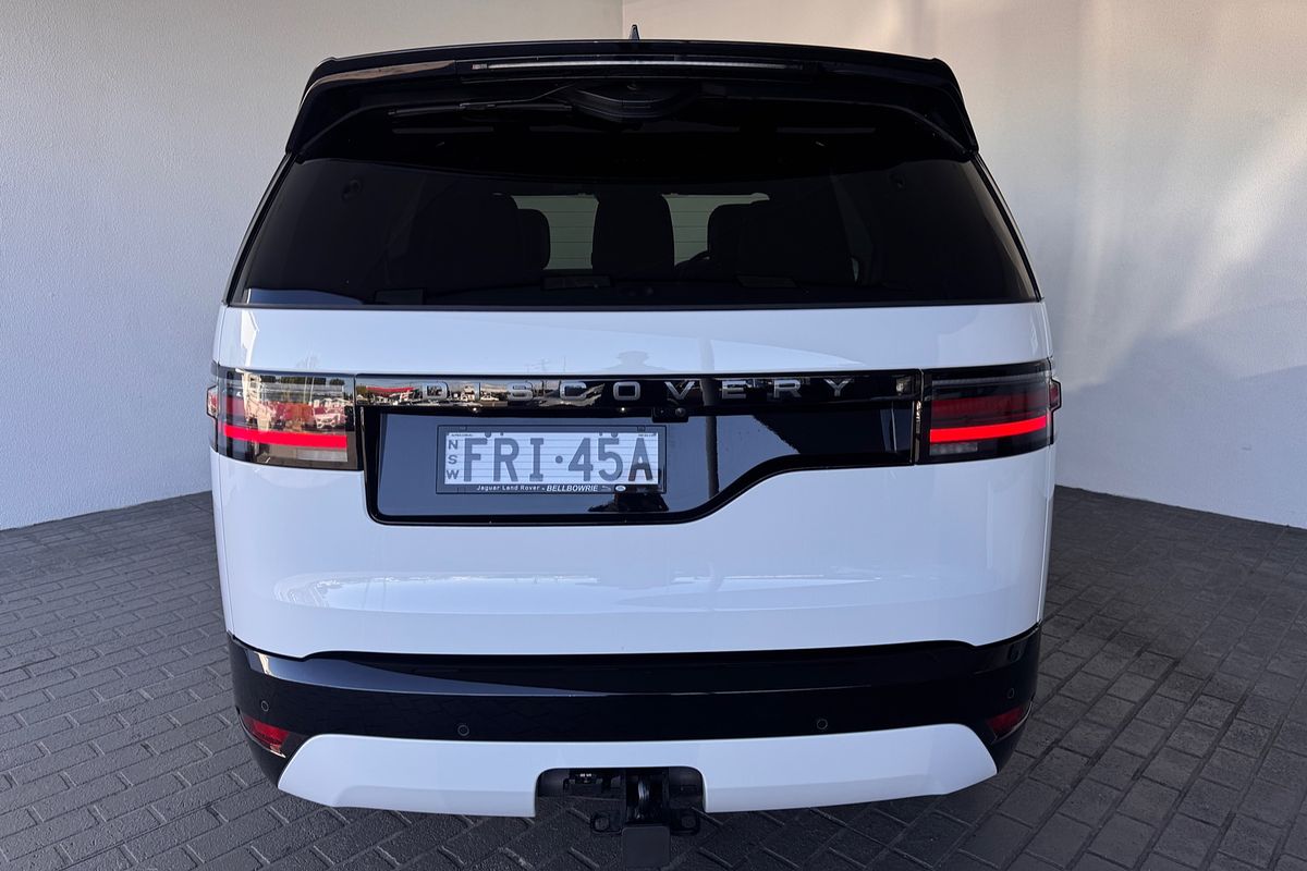 2025 Land Rover Discovery D350 Dynamic SE Series 5