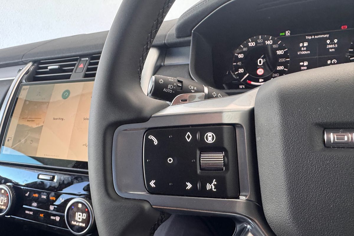 2025 Land Rover Discovery D350 Dynamic SE Series 5