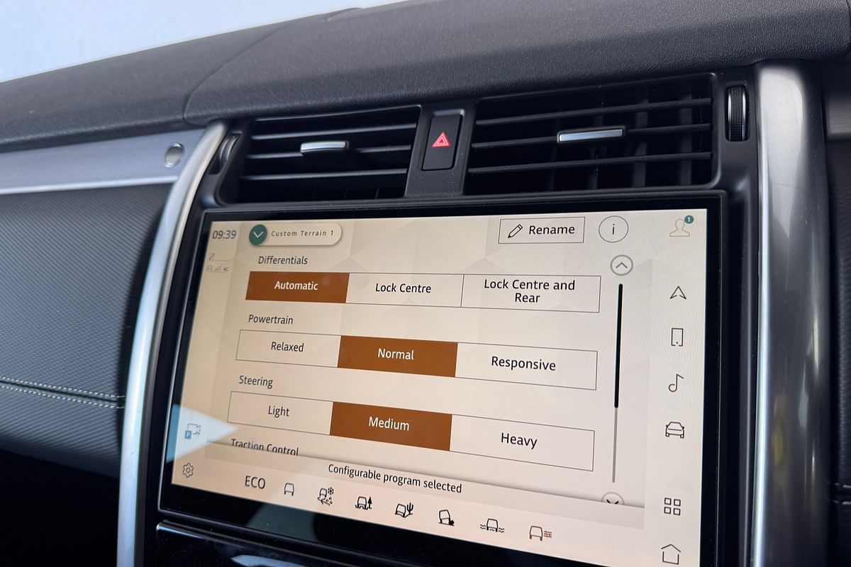 2025 Land Rover Discovery D350 Dynamic SE Series 5