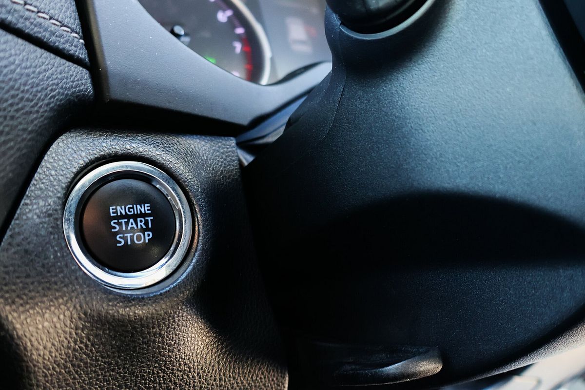 2019 Toyota RAV4 GXL MXAA52R