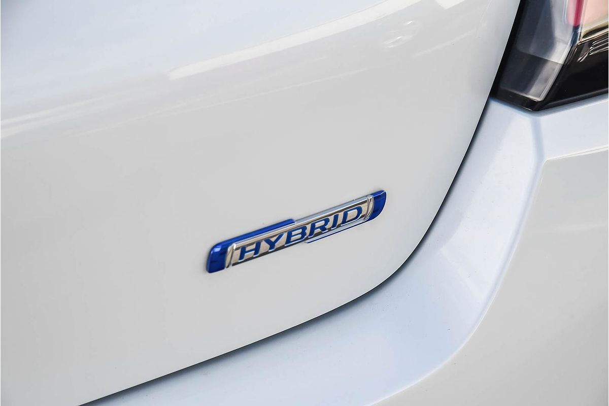 2025 Suzuki Swift Hybrid GLX UZ