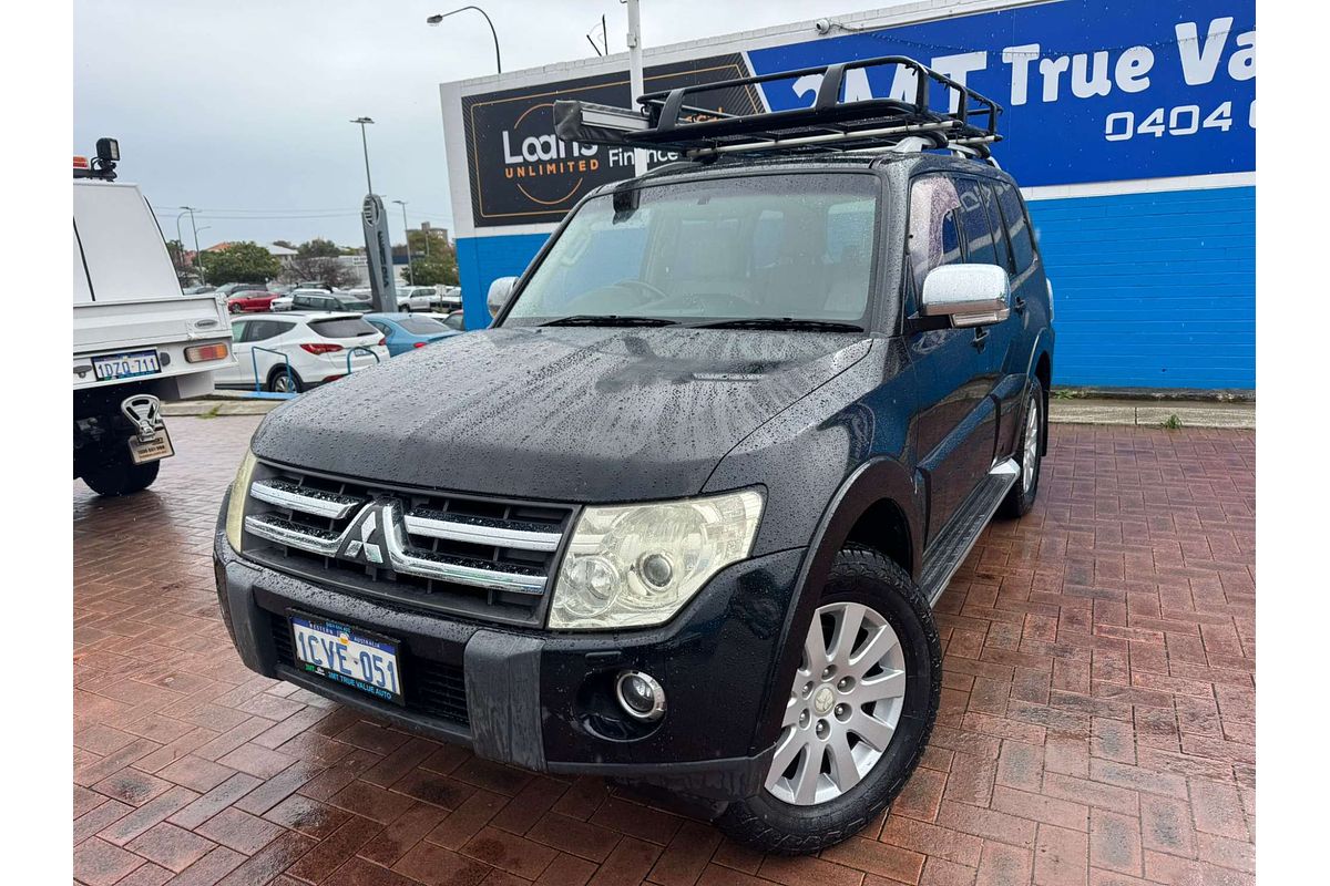 2007 Mitsubishi Pajero Exceed NS