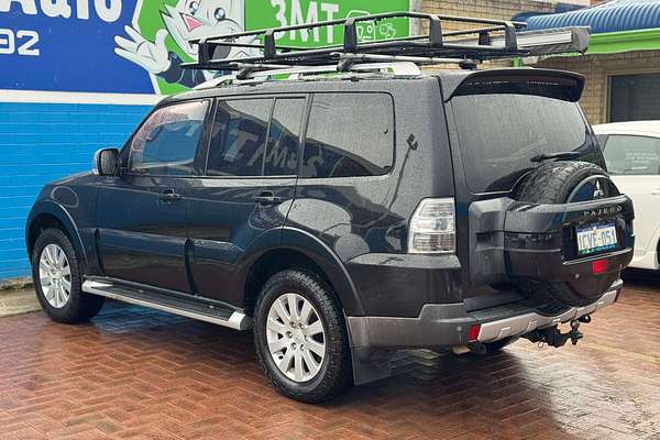 2007 Mitsubishi Pajero Exceed NS