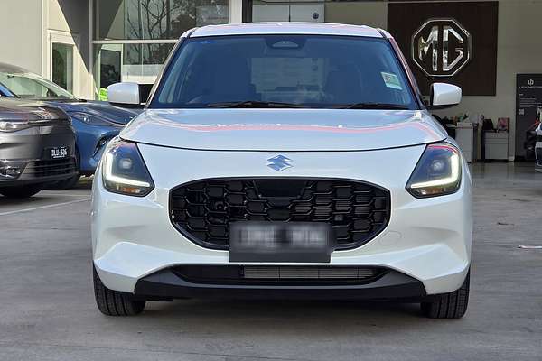 2025 Suzuki Swift Hybrid Plus UZ