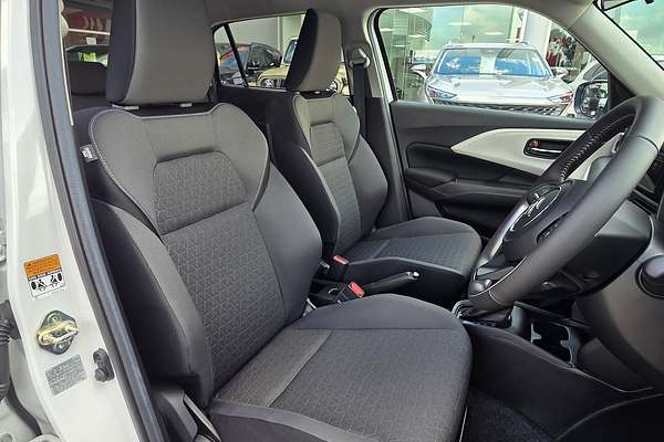 2025 Suzuki Swift Hybrid Plus UZ