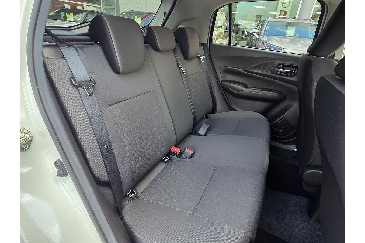 2025 Suzuki Swift Hybrid Plus UZ