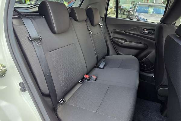 2025 Suzuki Swift Hybrid Plus UZ