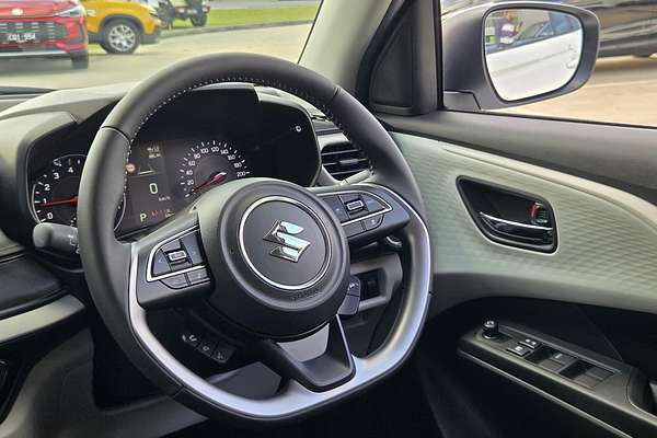 2025 Suzuki Swift Hybrid Plus UZ
