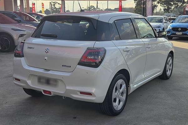 2025 Suzuki Swift Hybrid Plus UZ