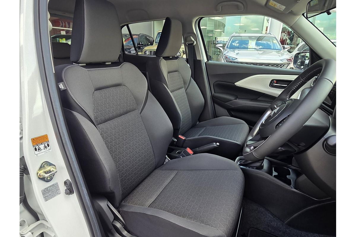 2025 Suzuki Swift Hybrid Plus UZ