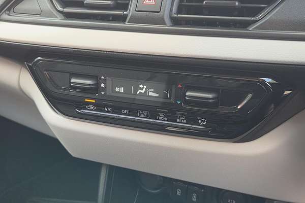 2025 Suzuki Swift Hybrid Plus UZ