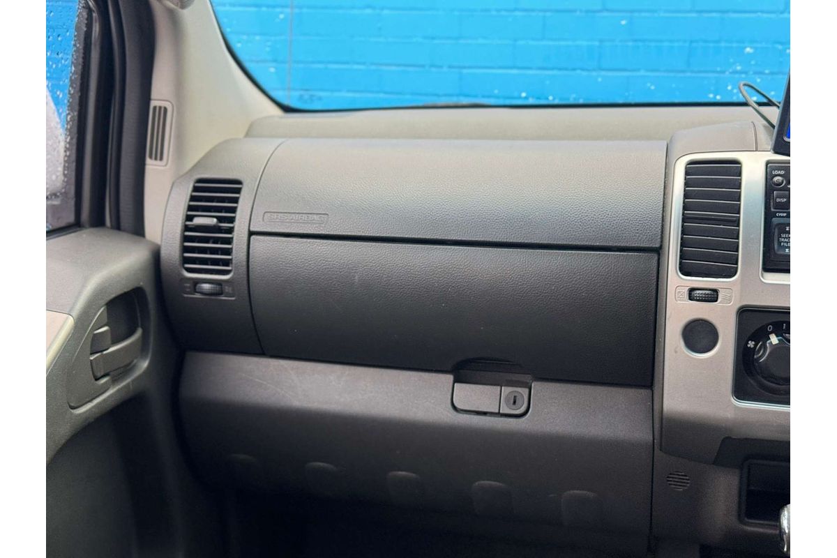 2010 Nissan Navara ST D40 4X4
