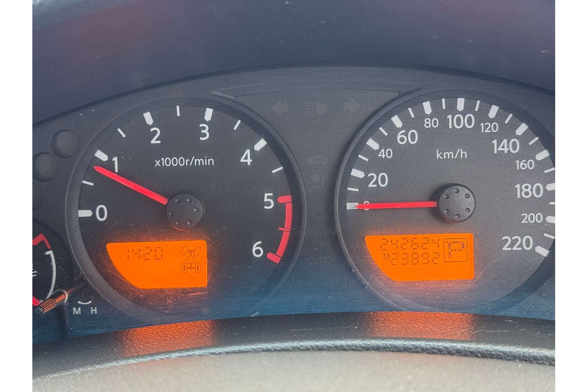2010 Nissan Navara ST D40 4X4