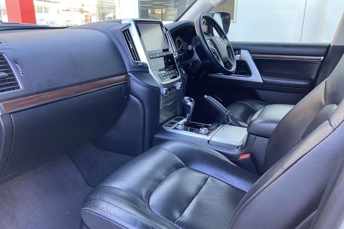 2016 Toyota Landcruiser VX VDJ200R