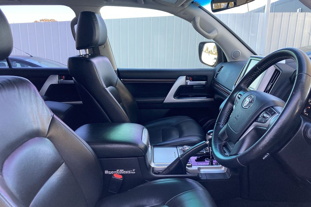 2016 Toyota Landcruiser VX VDJ200R