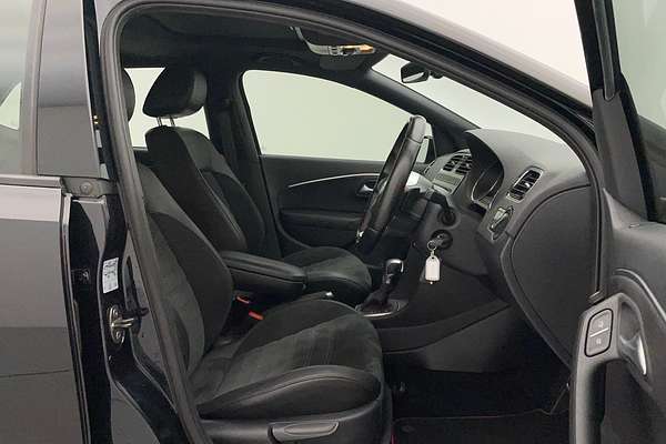 2016 Volkswagen Polo GTI 6R