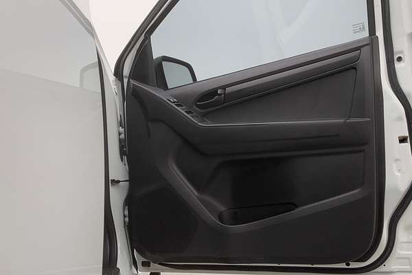 2019 Isuzu D-MAX SX High Ride Rear Wheel Drive