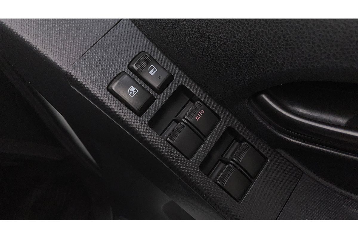 2019 Isuzu D-MAX SX High Ride Rear Wheel Drive