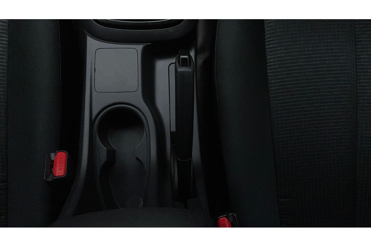 2019 Isuzu D-MAX SX High Ride Rear Wheel Drive