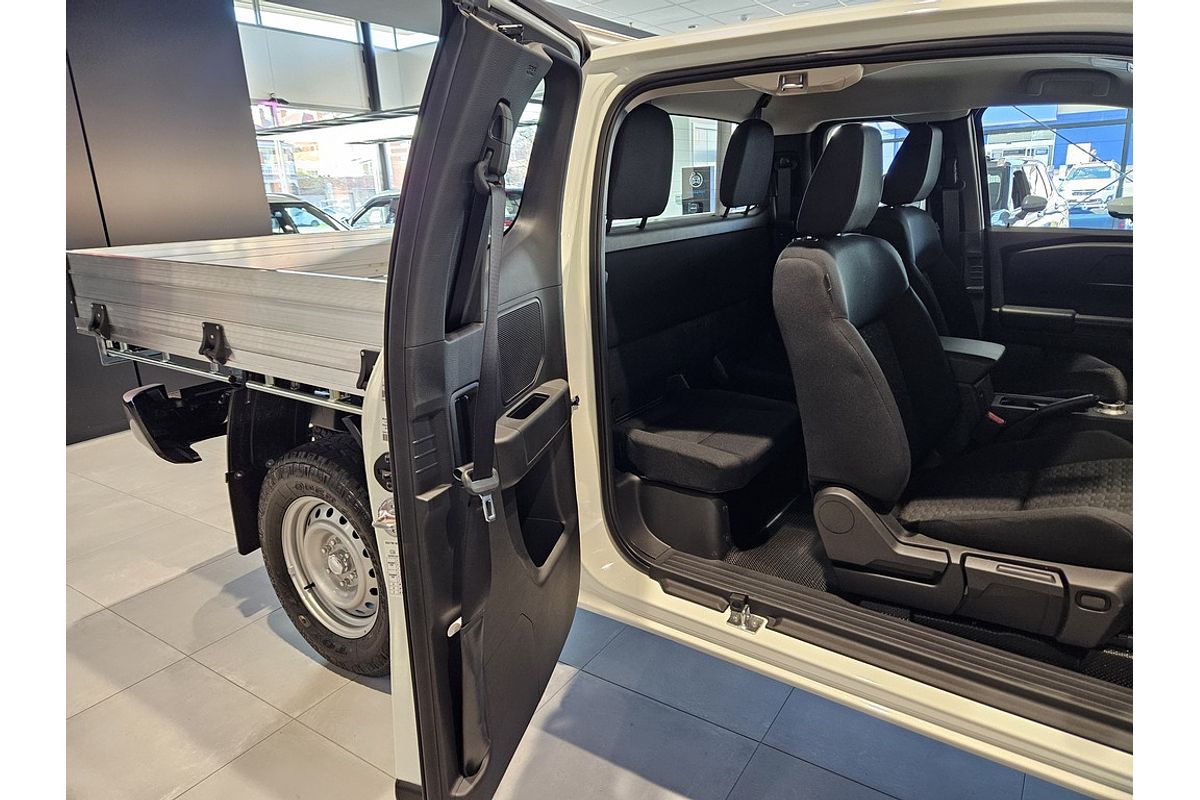 2025 Mitsubishi Triton 4X4
