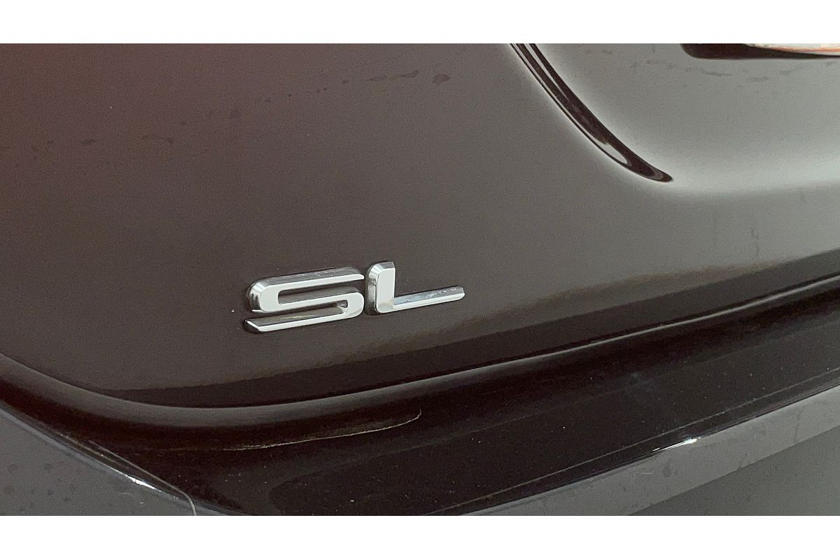 2018 Toyota Camry SL ASV70R