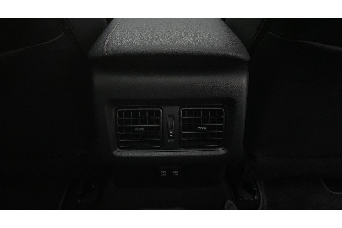 2018 Toyota Camry SL ASV70R