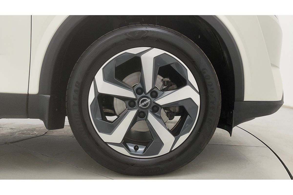 2023 Nissan QASHQAI ST+ J12