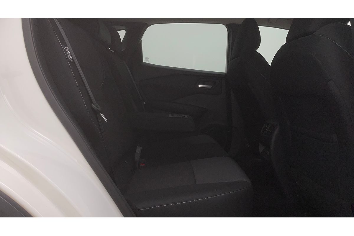 2023 Nissan QASHQAI ST+ J12
