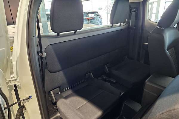 2025 Mitsubishi Triton 4X4