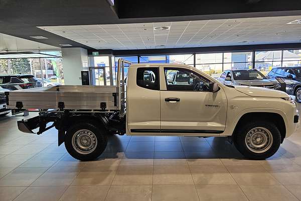 2025 Mitsubishi Triton 4X4