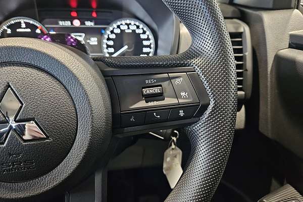 2025 Mitsubishi Triton 4X4