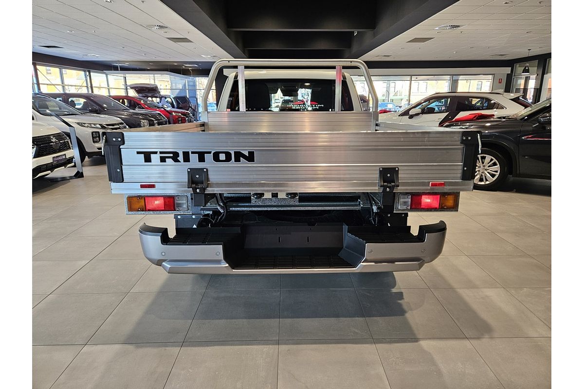 2025 Mitsubishi Triton 4X4