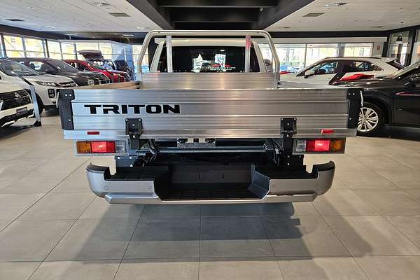 2025 Mitsubishi Triton 4X4