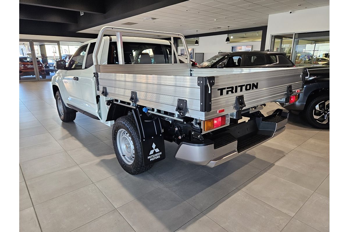 2025 Mitsubishi Triton 4X4