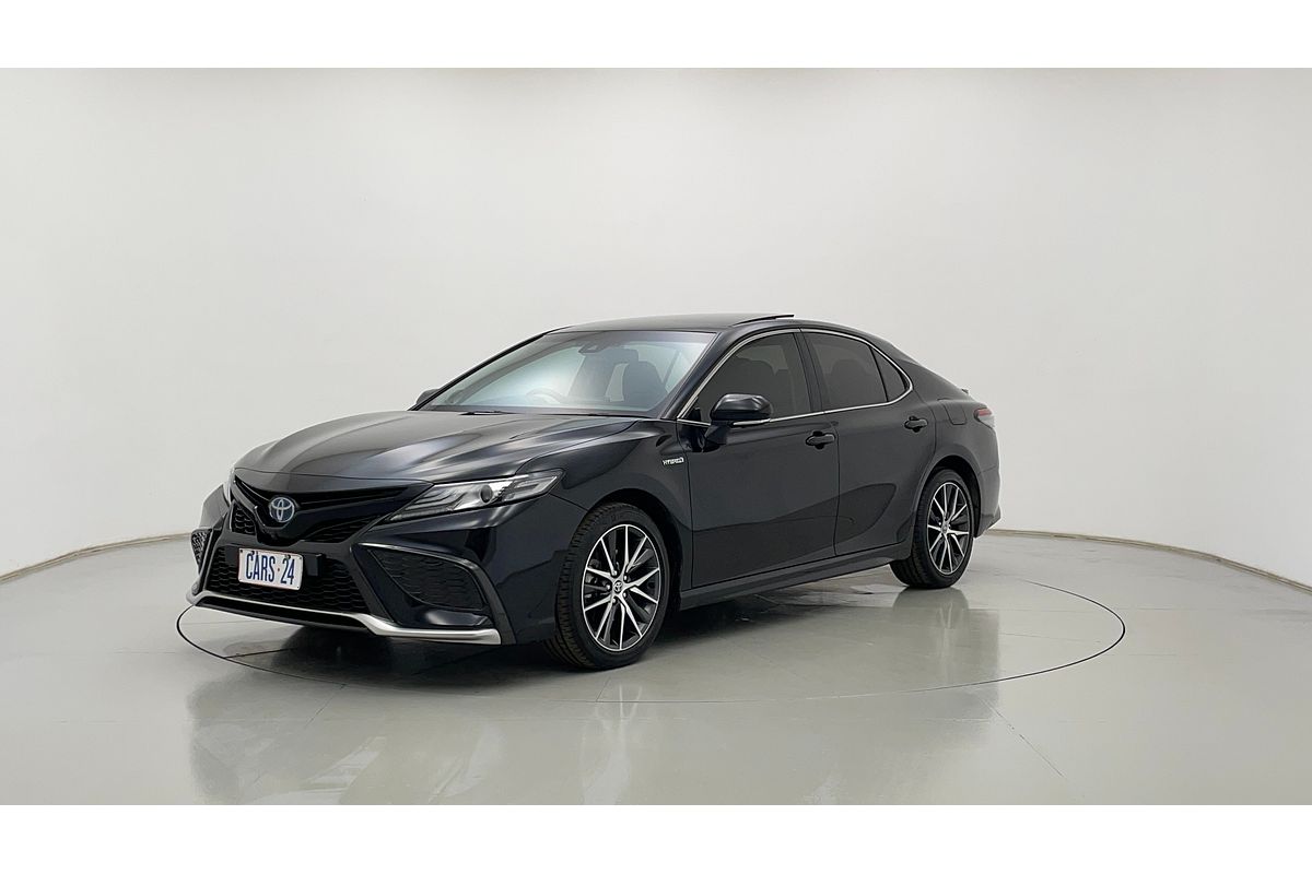 2024 Toyota Camry SL AXVH70R