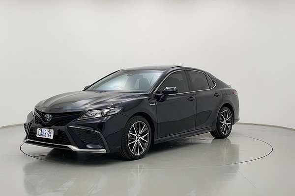 2024 Toyota Camry SL AXVH70R