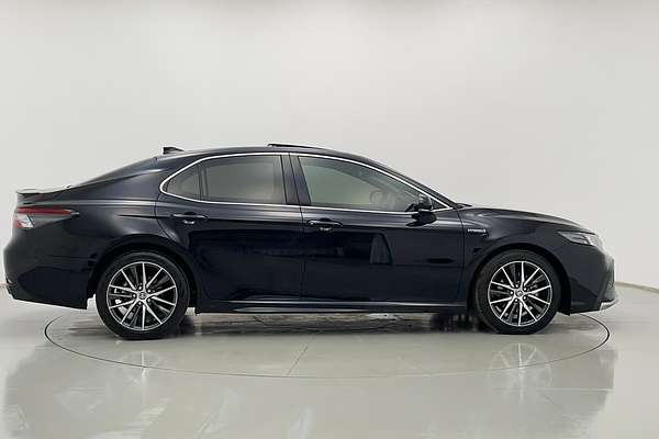 2024 Toyota Camry SL AXVH70R