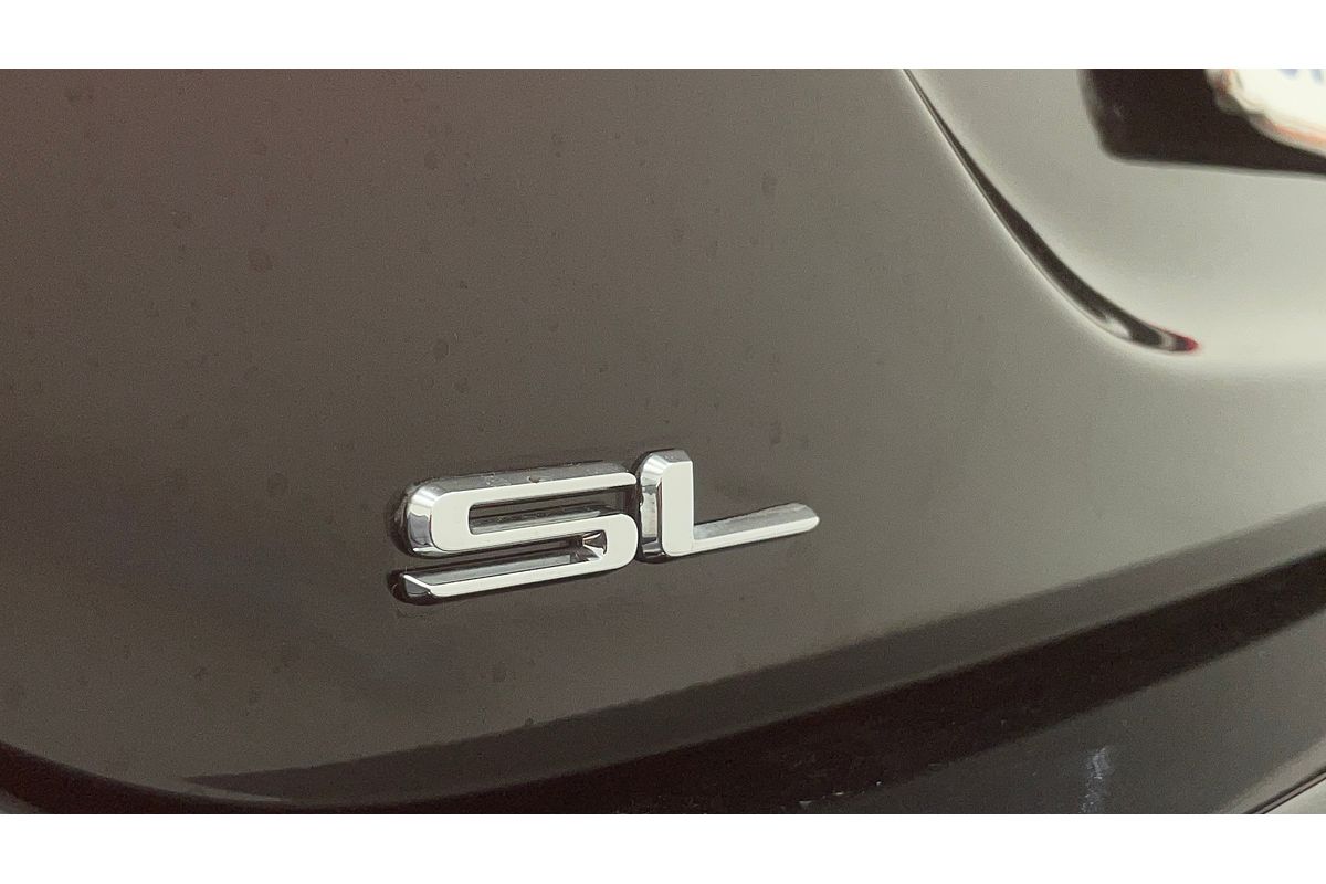2024 Toyota Camry SL AXVH70R