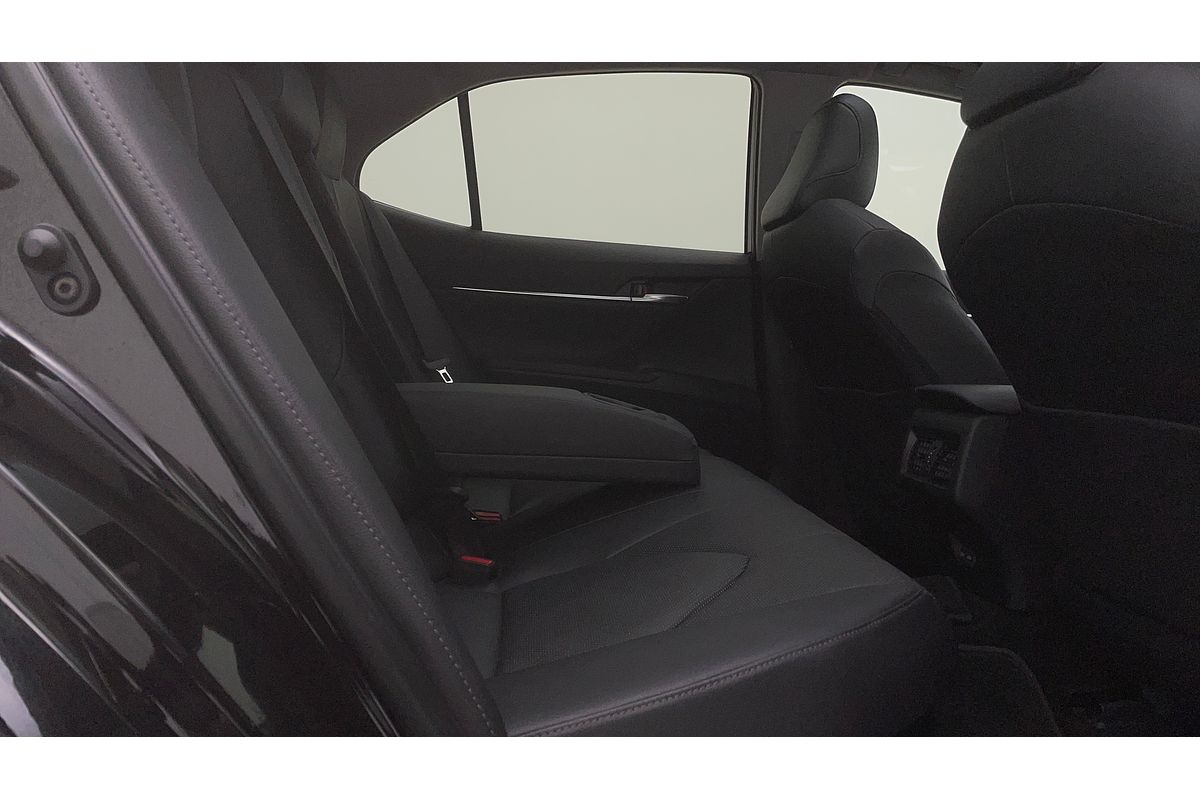 2024 Toyota Camry SL AXVH70R