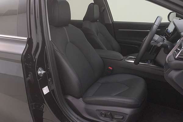 2024 Toyota Camry SL AXVH70R