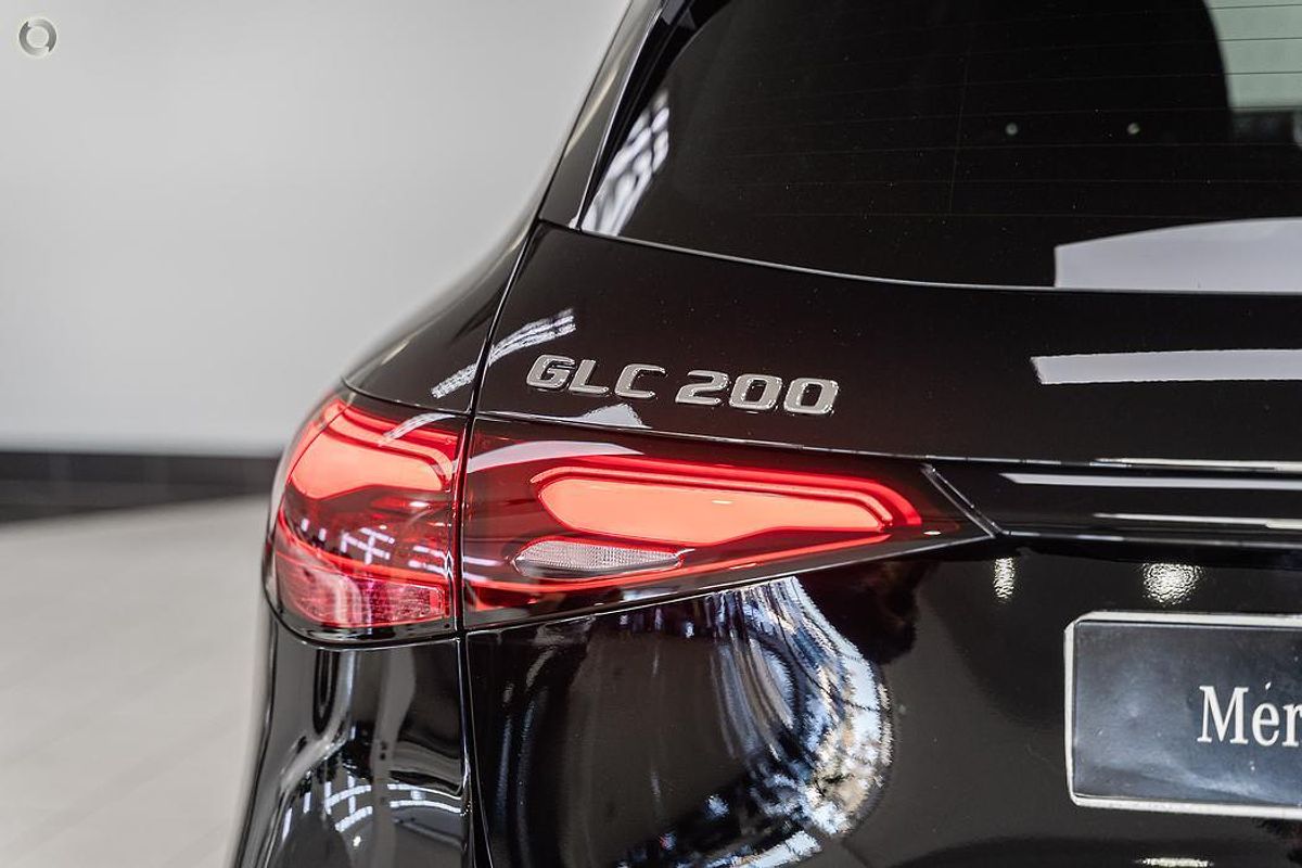 2025 Mercedes-Benz GLC-Class GLC200 X254