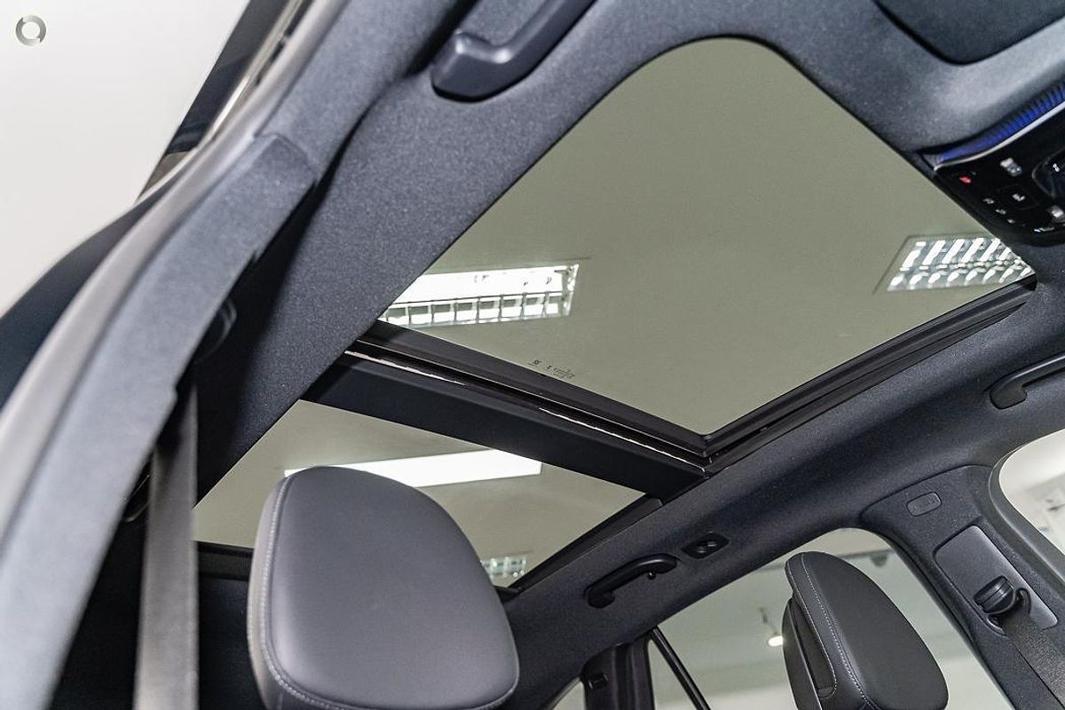 2025 Mercedes-Benz GLC-Class GLC200 X254