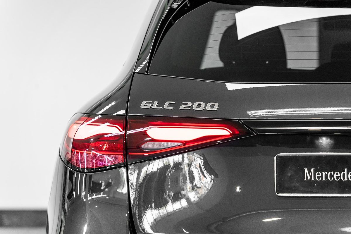 2025 Mercedes-Benz GLC-Class GLC200 X254