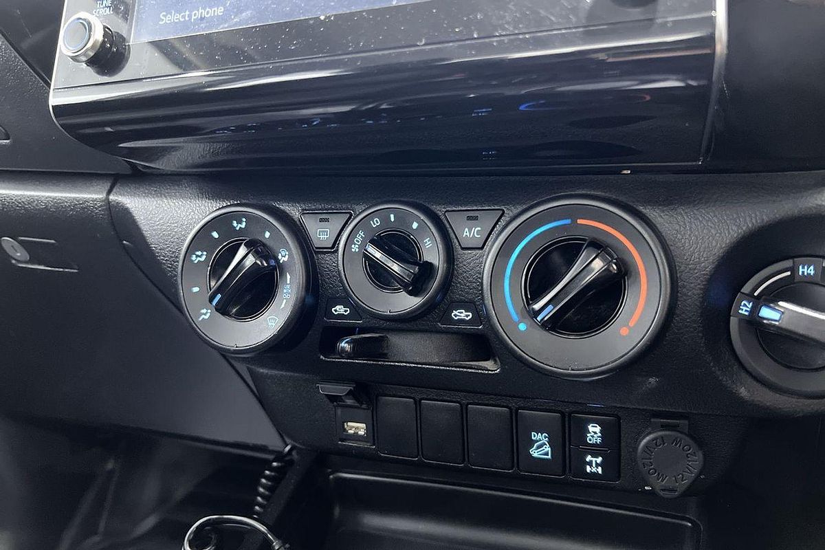 2023 Toyota Hilux SR GUN126R 4X4