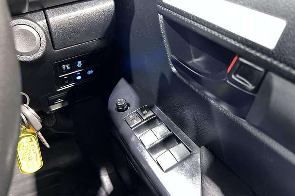 2023 Toyota Hilux SR GUN126R 4X4