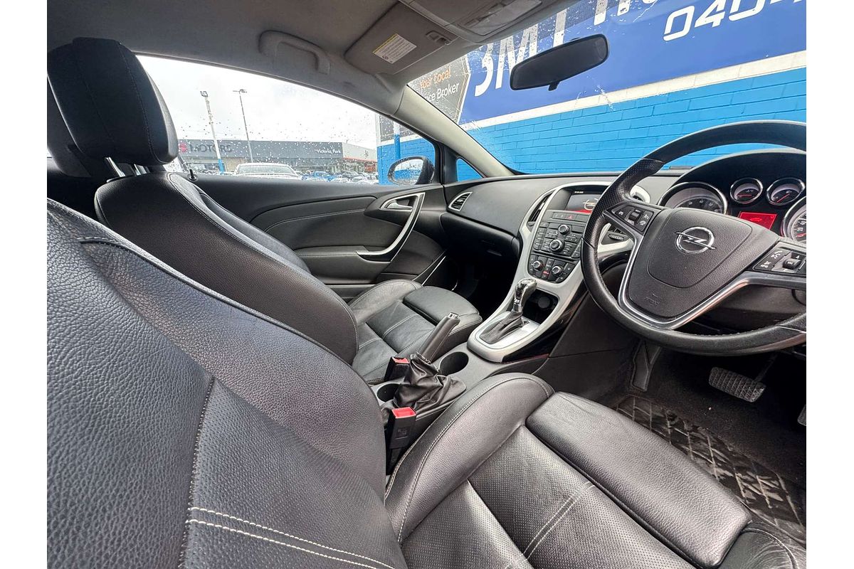 2013 Opel Astra GTC AS