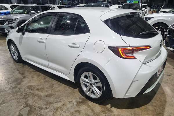 2020 Toyota Corolla Ascent Sport MZEA12R