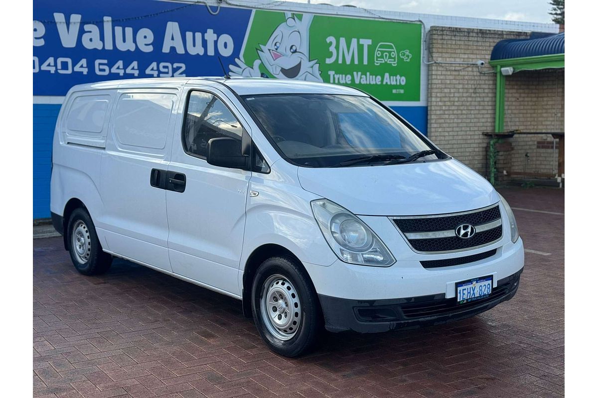 2013 Hyundai iLoad  TQ-V