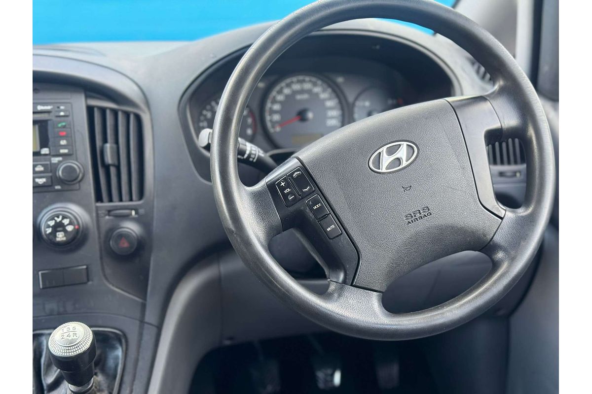 2013 Hyundai iLoad  TQ-V